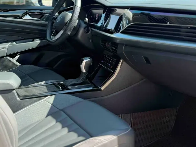 Volkswagen Passat — Фото автомобиля 7