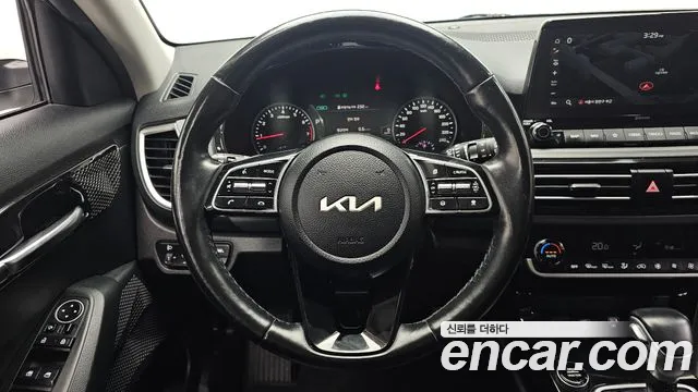 Kia Seltos — Фото автомобиля 19