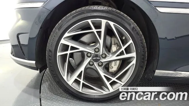 Genesis G90 RS4 — Фото автомобиля 5