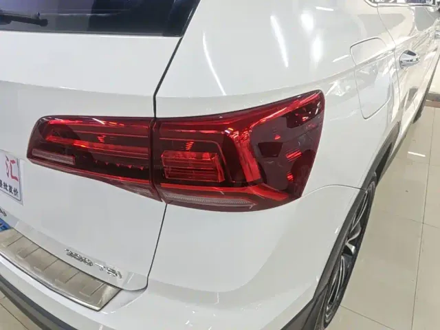 Volkswagen Tharu — Фото автомобиля 7