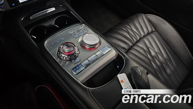 Genesis G90 Бензин 3.5 турбо AWD — Фото автомобиля 9