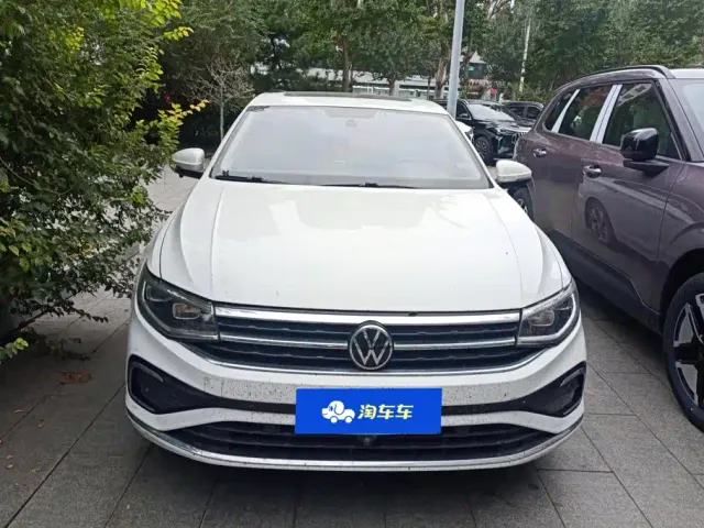 Volkswagen Bora — Фото автомобиля 2