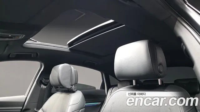 Audi e-tron — Фото автомобиля 18