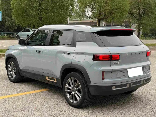 Geely ICON — Фото автомобиля 15