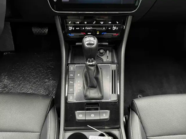 Skoda Superb — Фото автомобиля 11