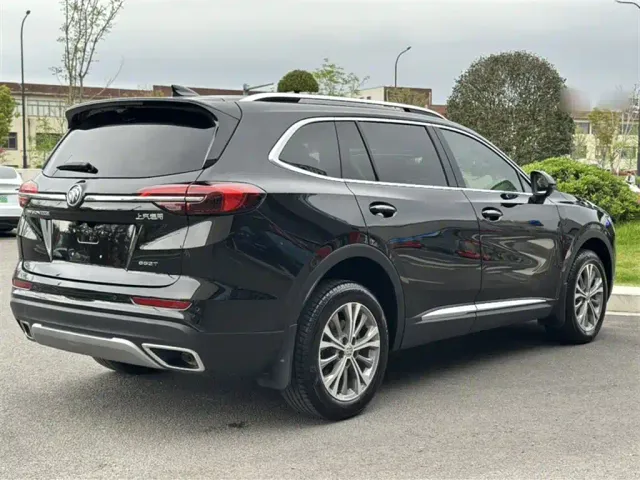 Buick Envision Plus — Фото автомобиля 11