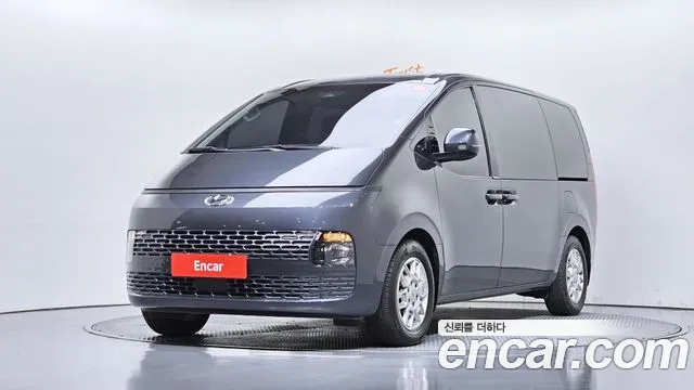 Фотография автомобиля — Hyundai Staria
