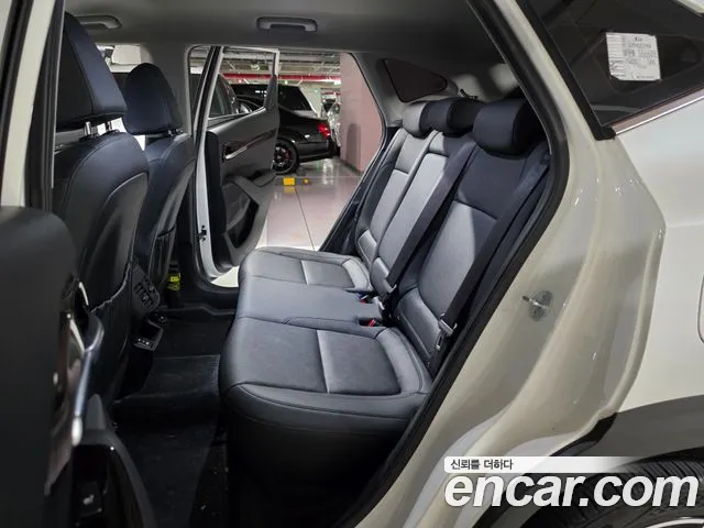 Kia Seltos New — Фото автомобиля 17