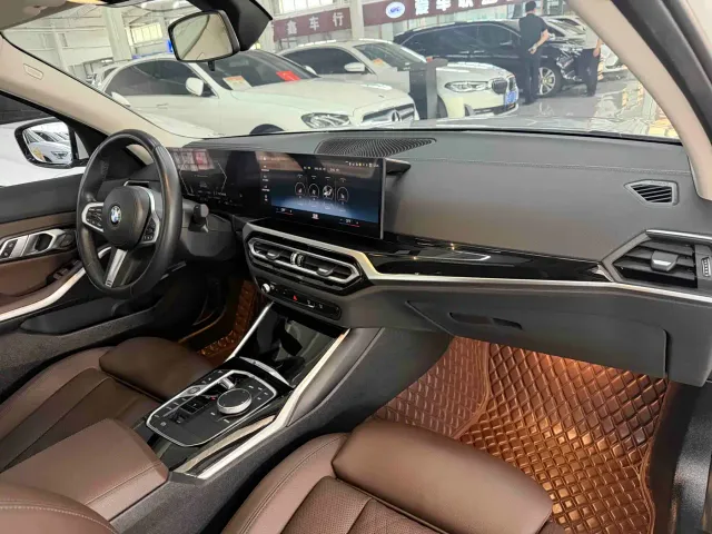BMW 3 Series — Фото автомобиля 18