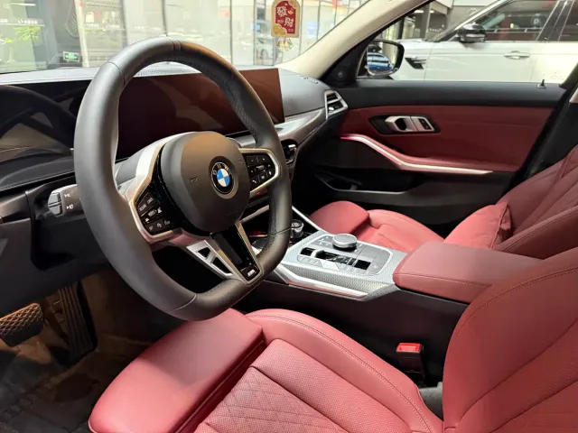 BMW 3 Series — Фото автомобиля 6