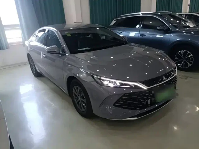 BYD Qin L — Фото автомобиля 3