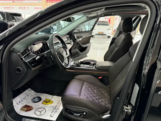 Audi A8 — Фото автомобиля 12