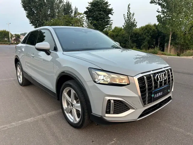 Audi Q2L — Фото автомобиля 3