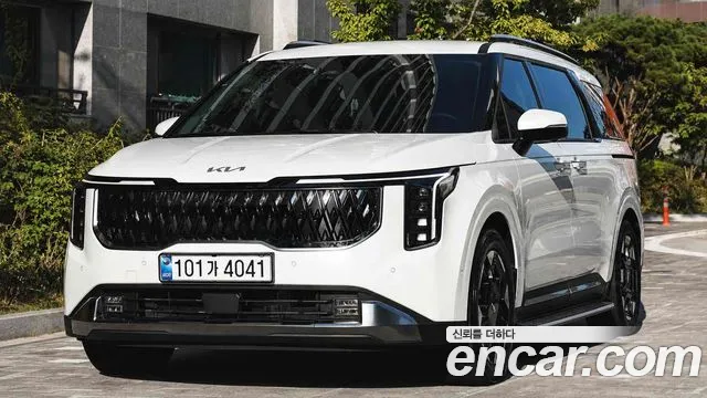 Фотография автомобиля — Kia Carnival Generation 4