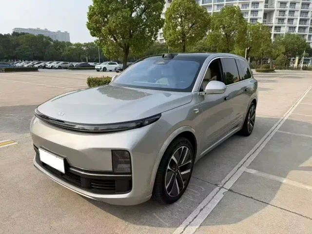 Фотография автомобиля — Li Auto L9