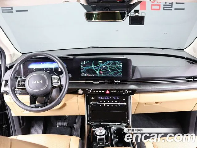 Kia Carnival Generation 4 — Фото автомобиля 14