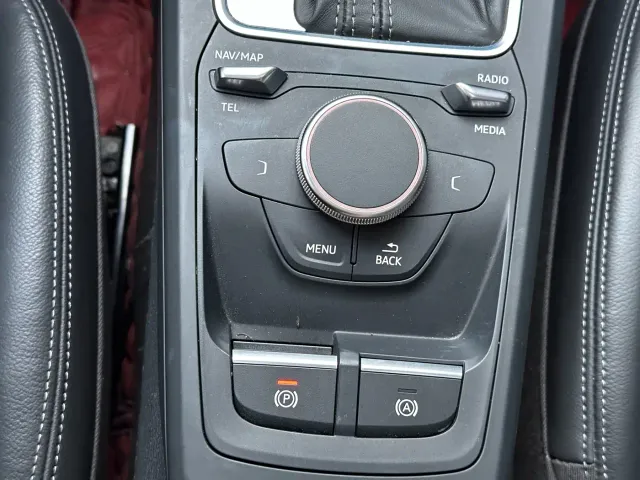 Audi Q2L — Фото автомобиля 14