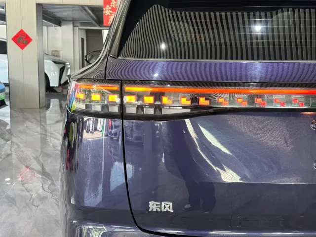 Dongfeng eπ 008 — Фото автомобиля 27
