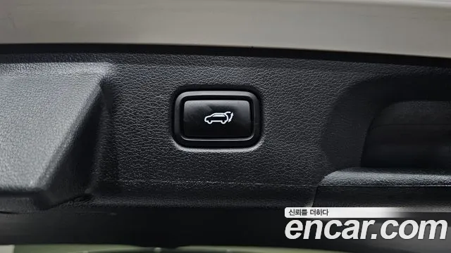 Hyundai Palisade Palisade Дизель 2.2 2WD — Фото автомобиля 30
