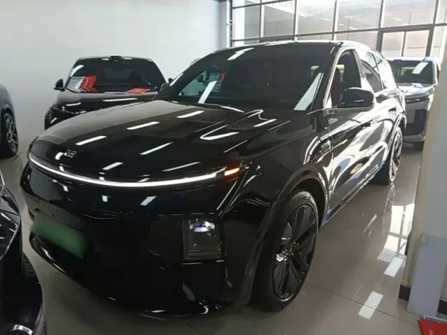 Фотография автомобиля — Li Auto L6