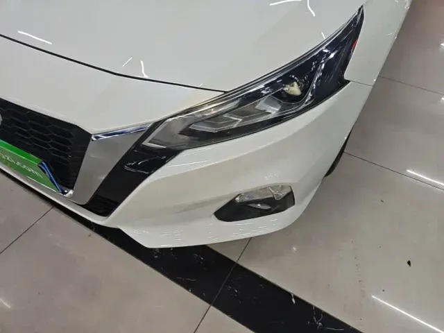 Nissan Teana — Фото автомобиля 23