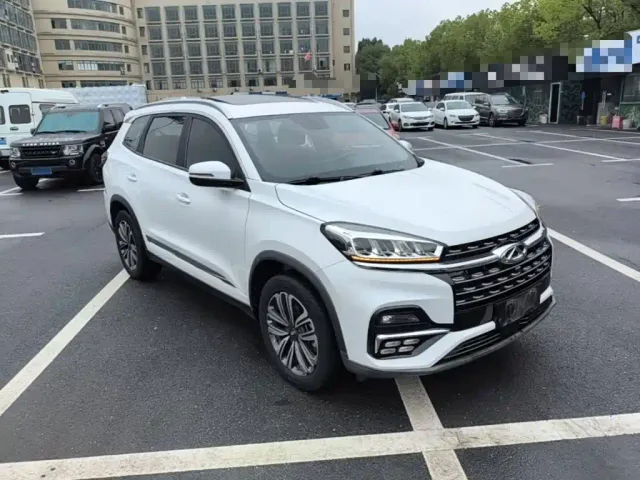 Chery Tiggo 8 — Фото автомобиля 3
