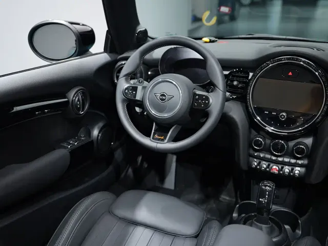 MINI Hatch — Фото автомобиля 17