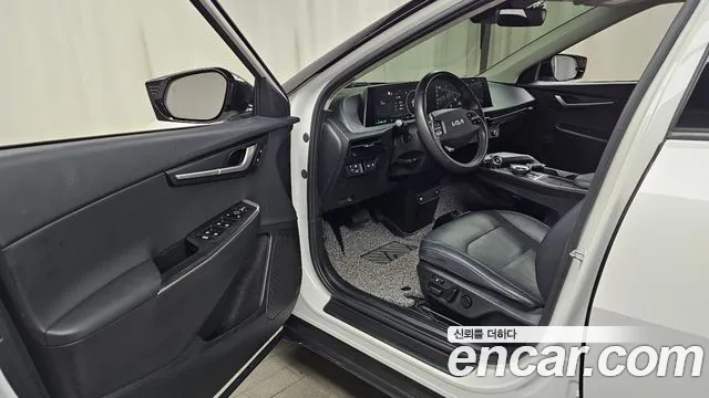 Kia EV6 — Фото автомобиля 15