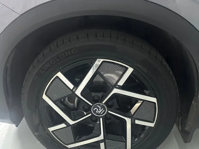 BYD Yuan PLUS — Фото автомобиля 8