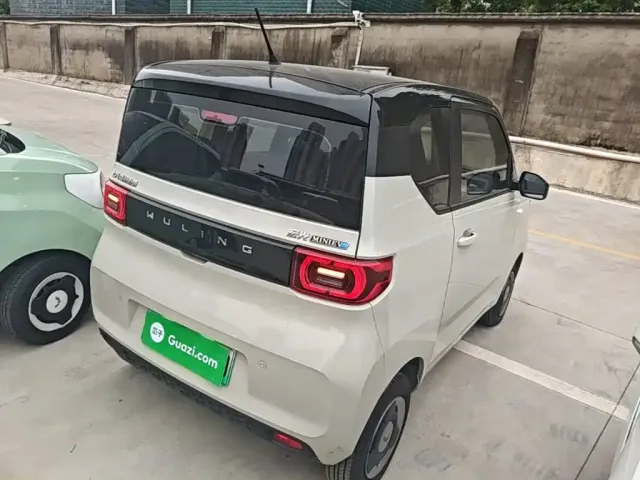 Wuling Hongguang Mini EV — Фото автомобиля 6