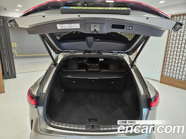 Lexus RX — Фото автомобиля 5