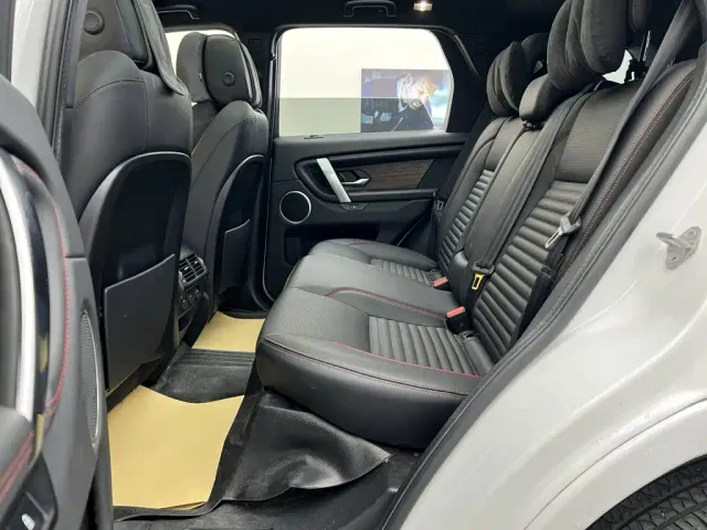Land Rover Discovery Sport — Фото автомобиля 18