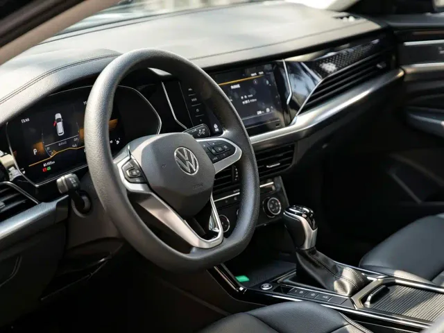 Volkswagen Passat — Фото автомобиля 7