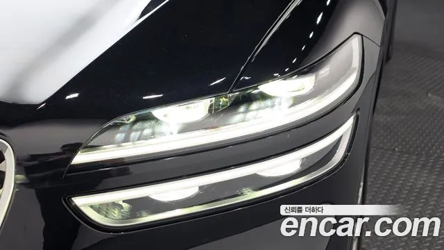 Genesis GV70 — Фото автомобиля 7