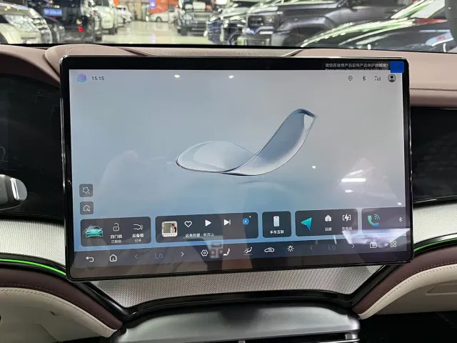 BYD Seal 07 DM-i — Фото автомобиля 11