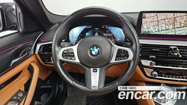 BMW 5 Series G30 — Фото автомобиля 13