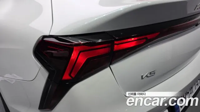 Kia K5 Новый K5 3 поколение 2.0 LPi(Для проката) — Фото автомобиля 23