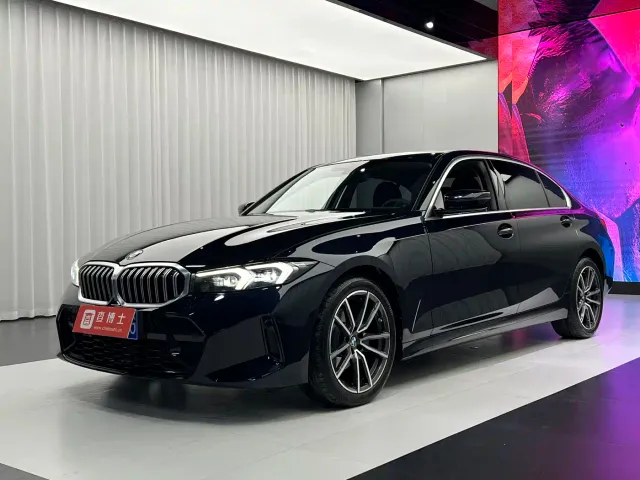 Фотография автомобиля — BMW 3 Series
