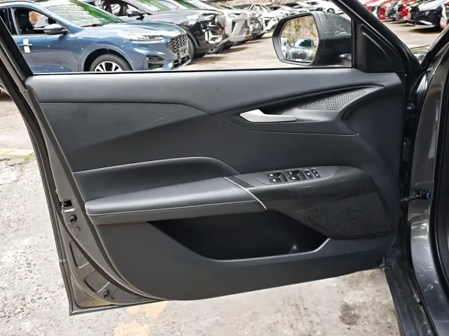 Changan Lamore — Фото автомобиля 8