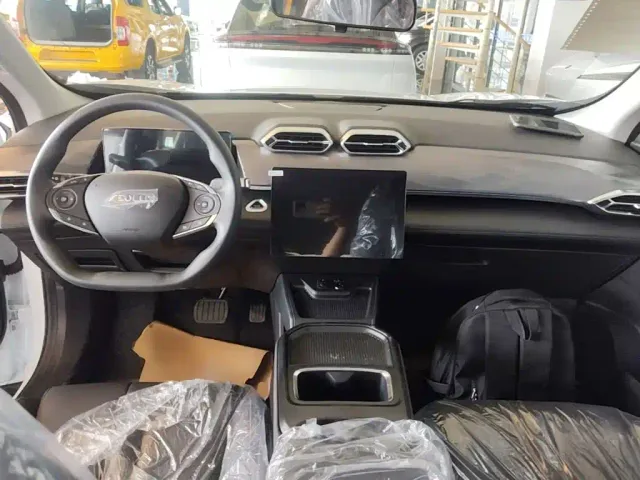 Dongfeng SKY EV01 — Фото автомобиля 9