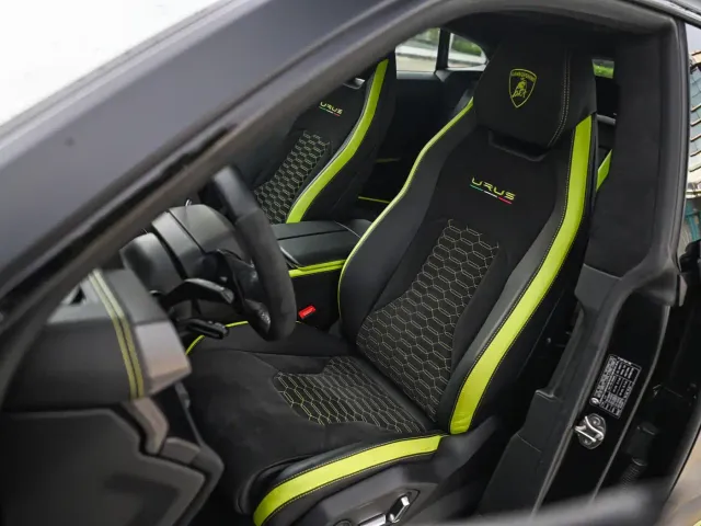 Lamborghini Urus — Фото автомобиля 14