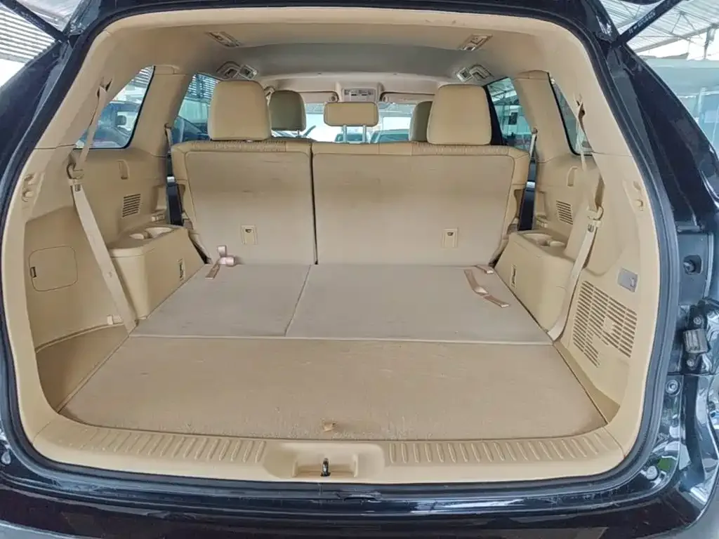 Toyota Highlander 2021 2.0T AWD Elite 7-Seater — Фото автомобиля 14