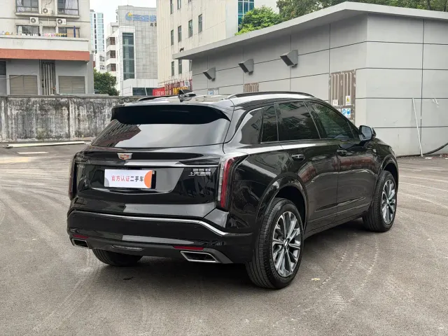Cadillac XT5 — Фото автомобиля 13