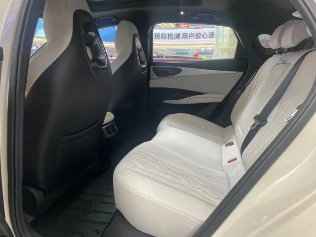 BYD Seal 06 — Фото автомобиля 15