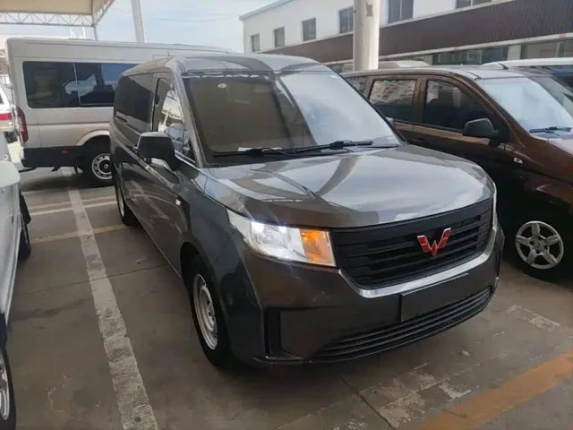 Wuling Zhengcheng — Фото автомобиля 22