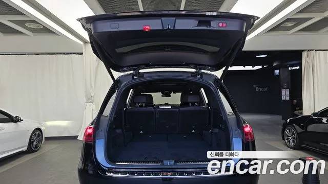 Mercedes-Benz GLS-Class — Фото автомобиля 20