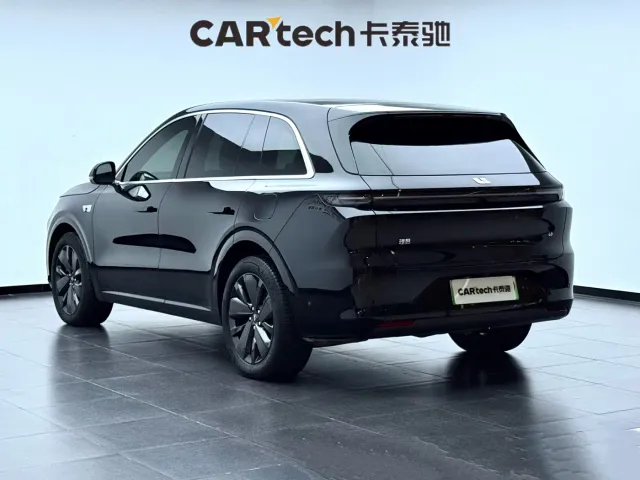 Li Auto L6 — Фото автомобиля 7