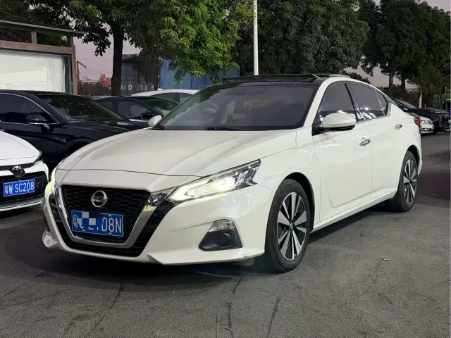 Фотография автомобиля — Nissan Teana