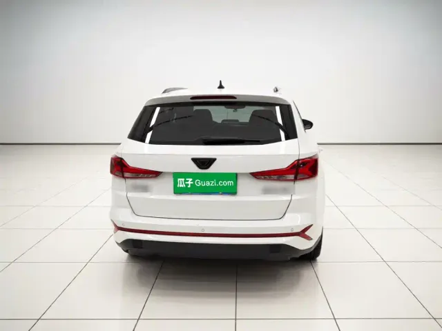 Jetta VS7 — Фото автомобиля 5