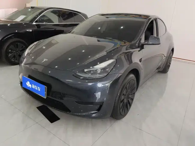 Фотография автомобиля — Tesla Model Y